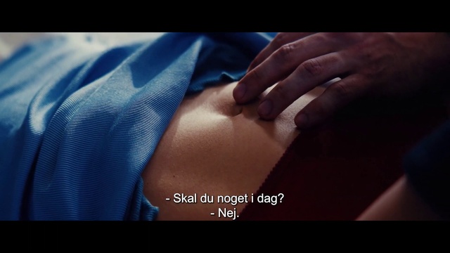 Video Reference: Hand, Arm, Neck, Sleeve, Gesture, Thigh, Thumb, Cloud, Elbow, Nail