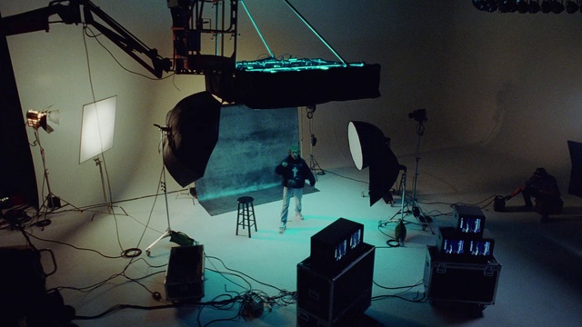 Video Reference: Light, World, Lighting, Film studio, Art, Space, Entertainment, Event, Musical instrument, Room
