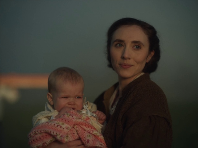 Video Reference: Face, Nose, Cheek, Skin, Head, Smile, Eye, Flash photography, Iris, Standing