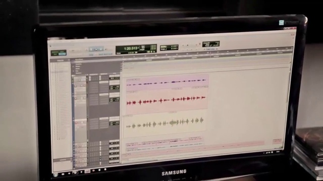 Video Reference: Computer, Personal computer, Computer monitor, Output device, Gadget, Audio equipment, Peripheral, Computer monitor accessory, Operating system, Desktop computer