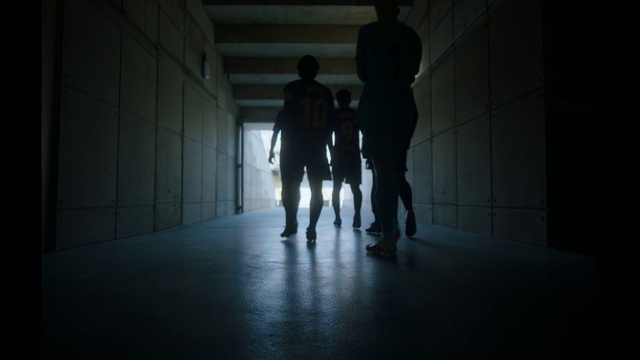 Video Reference: Shorts, Flash photography, Gesture, Grey, Floor, Flooring, Tints and shades, Art, Human leg, Midnight