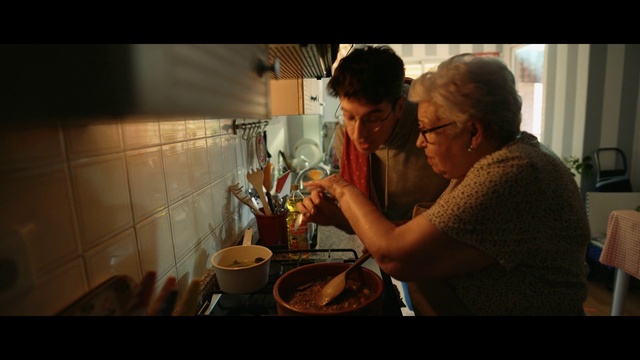 Video Reference: Glasses, Food, Flash photography, Cooking, Kitchen, Cuisine, Table, Event, Dish, Fruit