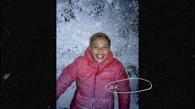 Video Reference: Smile, Sleeve, Flash photography, Happy, Jacket, Magenta, Electric blue, Fun, Leisure, Winter