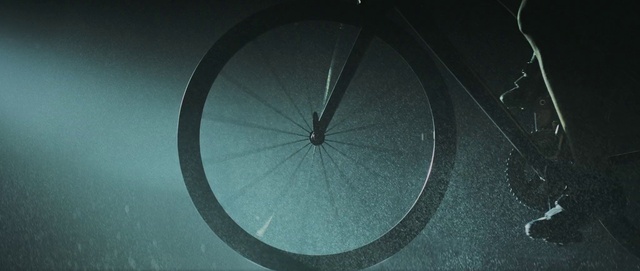 Video Reference: Wheel, Bicycle wheel, Tire, Water, Bicycle tire, Automotive tire, Bicycle, Bicycle wheel rim, Rim, Mode of transport