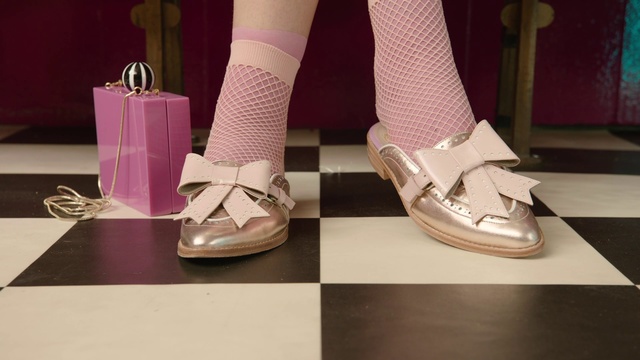 Video Reference: Shoe, Leg, White, Purple, Fashion, Pink, Magenta, Font, Human leg, Fashion design