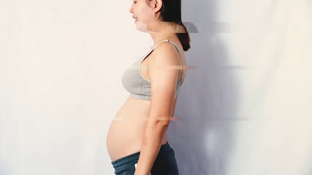 Video Reference: Stomach, Human body, Flash photography, Sleeve, Waist, Thigh, Gesture, Elbow, Undergarment, Knee