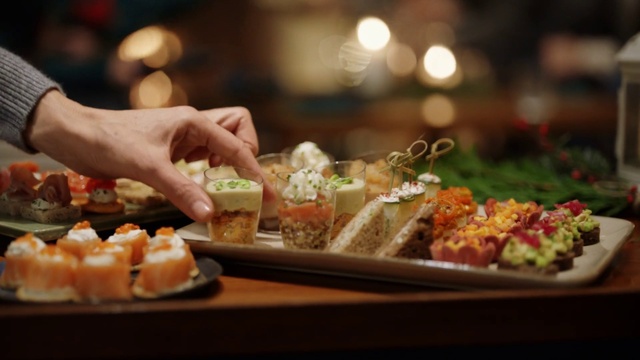 Video Reference: Food, Ingredient, Tableware, Recipe, Cuisine, Dish, Garnish, Finger food, Serving tray, Cooking