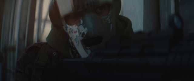 Video Reference: Eyebrow, Flash photography, Jaw, Neck, Gesture, Grey, Eyewear, Tints and shades, Darkness, Elbow