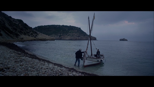 Video Reference: Water, Cloud, Boat, Sky, Watercraft, Vehicle, Mountain, Boats and boating--Equipment and supplies, Coastal and oceanic landforms, Lake