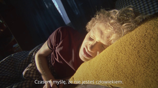 Video Reference: Flash photography, Gesture, Comfort, Happy, Eyelash, Darkness, Brown hair, Fun, Room, Font