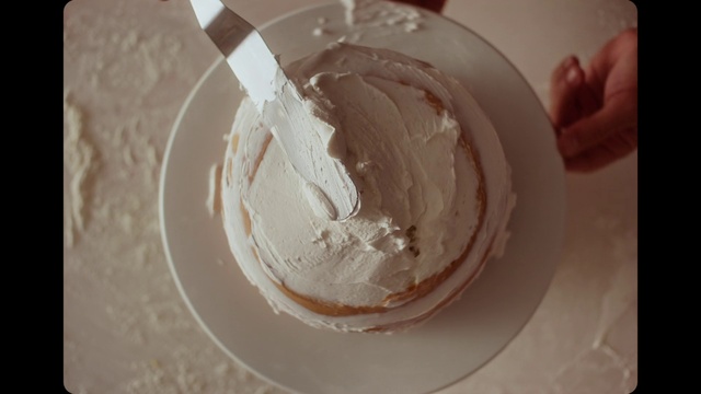 Video Reference: Food, Dishware, Ingredient, Recipe, Tableware, Cream, Cuisine, Dish, Buttercream, Dairy