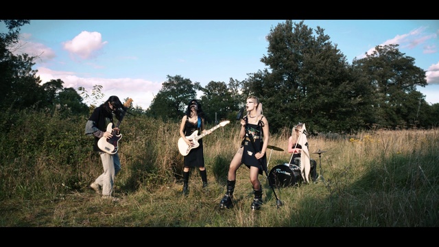 Video Reference: Plant, Sky, Cloud, Tire, People in nature, Wheel, Flash photography, Tree, Natural landscape, Happy