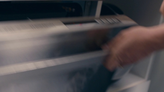 Video Reference: Gesture, Vehicle door, Automotive design, Automotive exterior, Tints and shades, Windshield, Bumper, Personal luxury car, Auto part, Automotive lighting