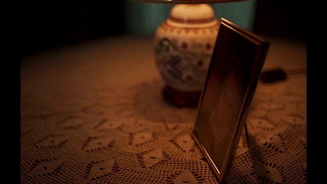 Video Reference: Drinkware, Wood, Tablecloth, Flooring, Serveware, Floor, Hardwood, Flowerpot, Porcelain, Vase