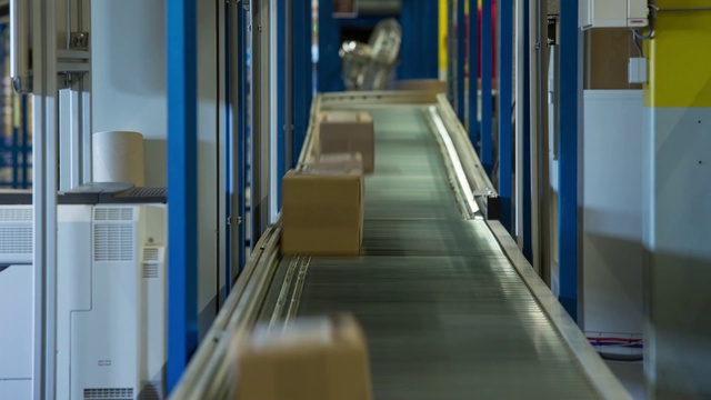 Video Reference: Stairs, Interior design, Escalator, Flooring, Floor, Fixture, Metropolitan area, Symmetry, Glass, Wood