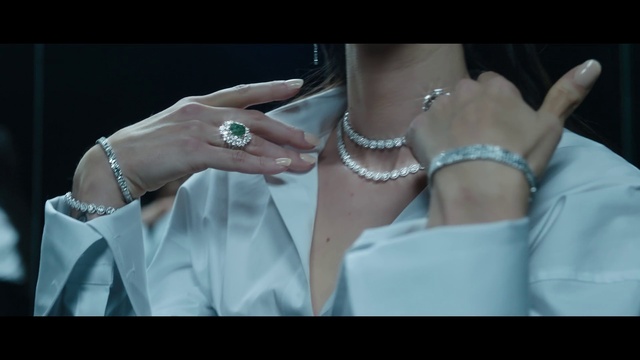 Video Reference: Body jewelry, Vision care, Neck, Gesture, Eyewear, Finger, Wrist, Jewellery, Wedding ceremony supply, Nail