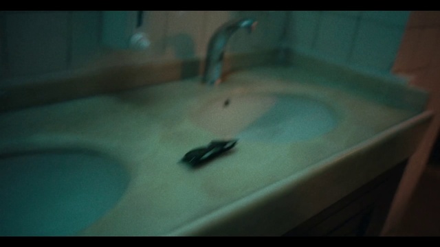 Video Reference: Water, Liquid, Fluid, Bathtub, Plumbing fixture, Aqua, Tap, Bathroom, Plumbing, Rectangle