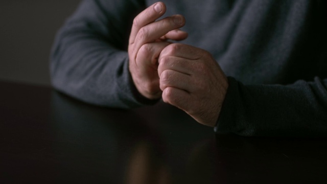 Video Reference: Hand, Comfort, Sleeve, Gesture, Thumb, Nail, Finger, Wrist, Human leg, Foot