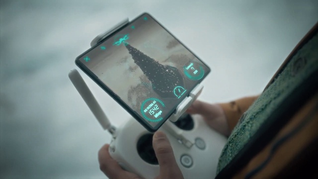 Video Reference: Communication Device, Finger, Gadget, Portable communications device, Mobile device, Mobile phone, Audio equipment, Telephony, Font, Wrist
