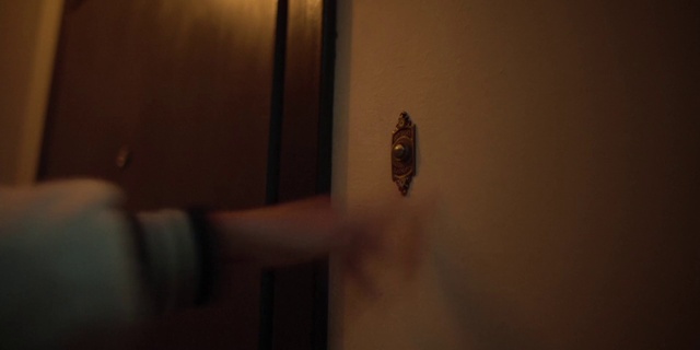 Video Reference: Hand, Door, Wood, Gesture, Door handle, Dead bolt, Home door, Wrist, Elbow, Thumb