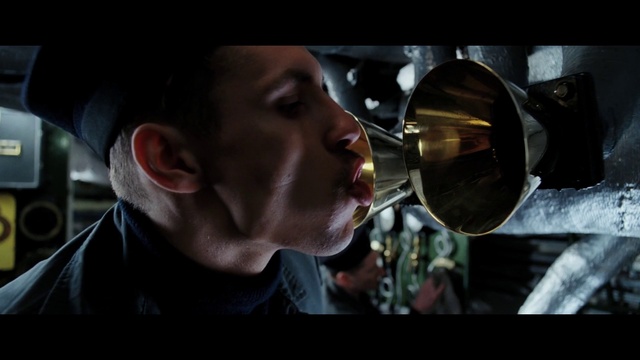 Video Reference: Musical instrument, Brass instrument, Flash photography, Musician, Stemware, Wind instrument, Music, Drink, Drinkware, Glass