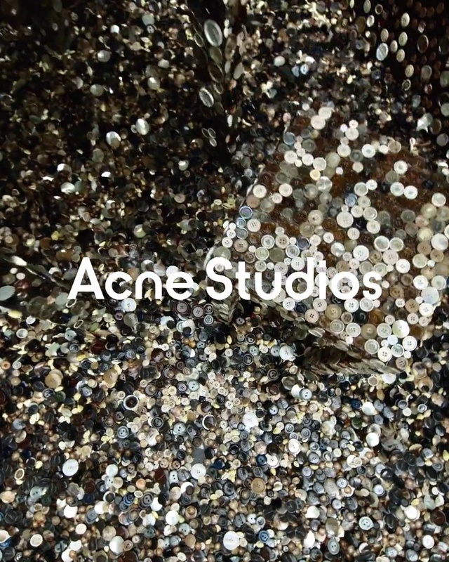 Video Reference: Font, Pattern, Soil, Metal, Fashion accessory, Road surface, Pebble, Groundcover, Mixture, Gravel