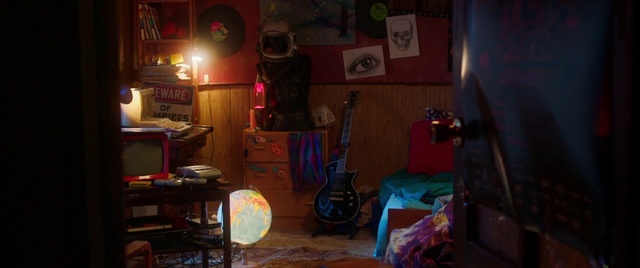 Video Reference: Picture frame, Wood, Hat, Lamp, House, Living room, Room, Stool, Flooring, Fedora