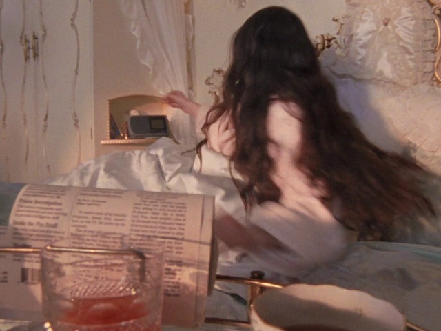 Video Reference: Tableware, Vision care, Drinkware, Comfort, Eyewear, Beauty, Event, Curtain, Office equipment, Fashion design