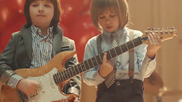 Video Reference: Musical instrument, Musician, Guitar, String instrument, String instrument, String instrument accessory, Guitarist, Guitar accessory, Plucked string instruments, Musical instrument accessory