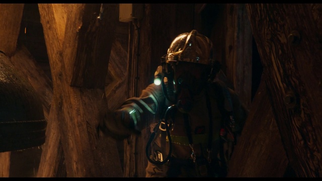 Video Reference: Shooter game, Helmet, Cg artwork, Personal protective equipment, Soldier, Darkness, Wood, Video game software, Screenshot, Safety glove