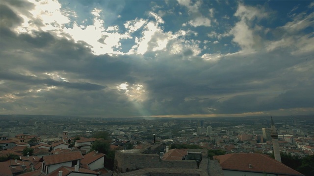 Video Reference: Cloud, Sky, Atmosphere, Building, World, Atmospheric phenomenon, Cumulus, Horizon, Afterglow, Sunset