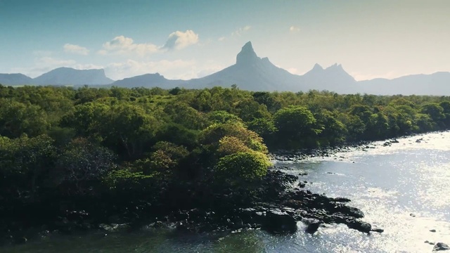 Video Reference: Cloud, Water, Sky, Water resources, Mountain, Nature, Plant, Highland, Natural landscape, Sunlight