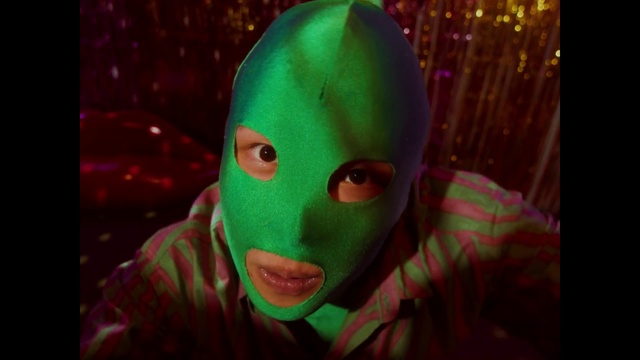 Video Reference: Headgear, Entertainment, Performing arts, Toy, Event, Mask, Fictional character, Magenta, Masque, Personal protective equipment