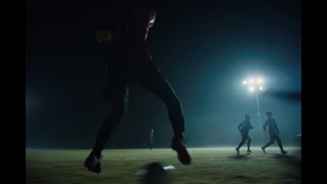 Video Reference: Flash photography, Performing arts, Sky, Entertainment, Fun, Performance art, Event, Midnight, Dance, Darkness