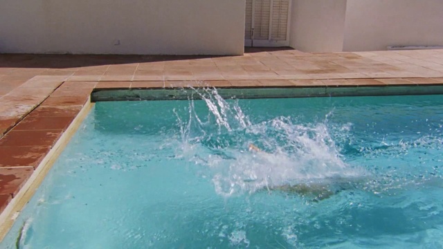 Video Reference: Water, Liquid, Rectangle, Fluid, Floor, Flooring, Composite material, Leisure, Gas, Wood