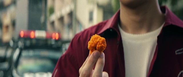 Video Reference: Food, Gesture, Food craving, Finger, Recipe, Cuisine, Dish, Nail, Thumb, Fried food