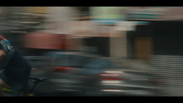 Video Reference: Automotive lighting, Vehicle, Automotive design, Automotive exterior, Tints and shades, Asphalt, Sky, Personal luxury car, Car, Automotive mirror