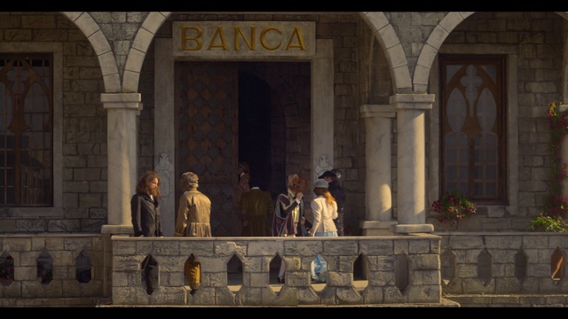 Video Reference: Facade, Building, Darkness, Arch, Event, Column, Entertainment, History, Holy places, Symmetry