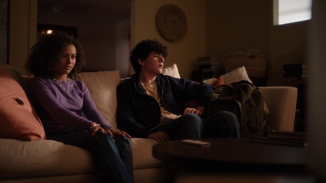 Video Reference: Comfort, Interaction, Living room, Event, Fun, Thigh, Conversation, Sitting, Couch, Darkness