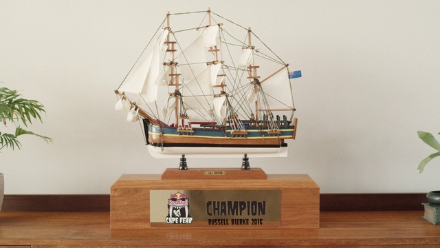 Video Reference: Boat, Watercraft, Vehicle, Naval architecture, Mast, Wood, Ship, Sailboat, Tall ship, Hardwood