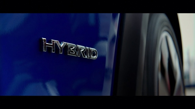 Video Reference: Automotive lighting, Automotive design, Motor vehicle, Vehicle, Automotive tire, Car, Hood, Automotive exterior, Fender, Font