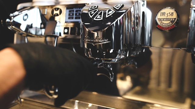 Video Reference: Motor vehicle, Hood, Automotive lighting, Automotive design, Automotive tire, Automotive exterior, Grille, Bumper, Font, Automotive wheel system