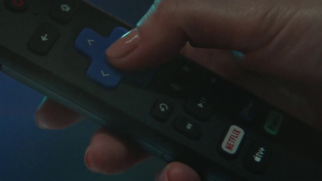 Video Reference: Hand, Finger, Input device, Gadget, Thumb, Nail, Electric blue, Gesture, Communication Device, Peripheral