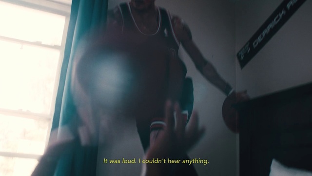 Video Reference: Leg, Human body, Waist, Gesture, Thigh, Knee, Chest, Elbow, Finger, Sportswear