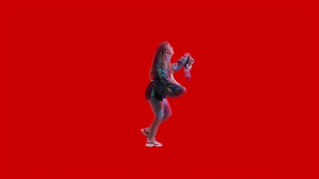 Video Reference: Leg, Flash photography, Happy, Performing arts, Entertainment, Font, Recreation, Choreography, Event, Electric blue