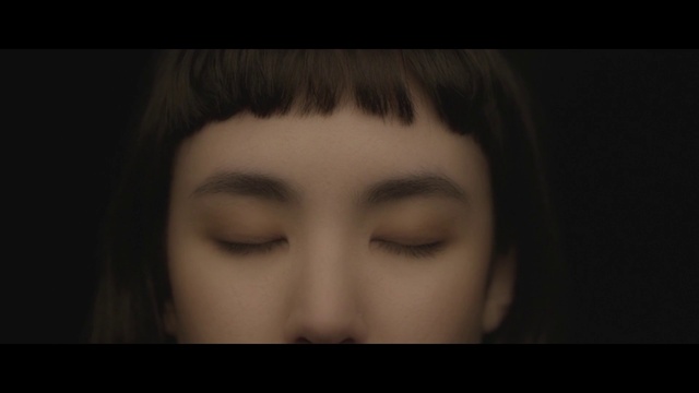 Video Reference: Cheek, Eyelash, Flash photography, Ear, Jaw, No expression, Bangs, Art, Darkness, Midnight