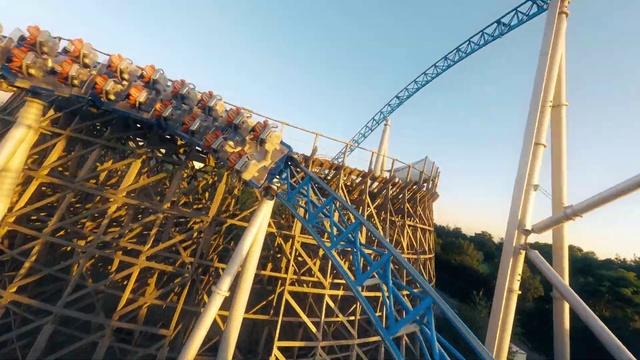 Video Reference: Sky, Leisure, Composite material, Engineering, Recreation, Steel casing pipe, Fun, Roller coaster, Pole, Public utility