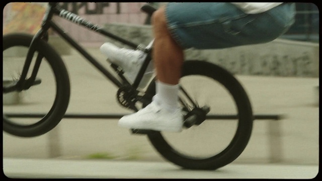 Video Reference: Bicycle, Footwear, Tire, Wheel, Bicycles--Equipment and supplies, Land vehicle, Crankset, Bicycle wheel, Bicycle frame, Bicycle handlebar