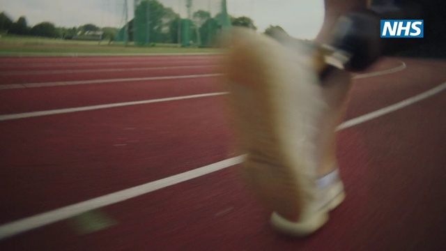 Video Reference: Automotive lighting, Road surface, Asphalt, Wood, Flooring, Thigh, Road, Human leg, Recreation, Knee