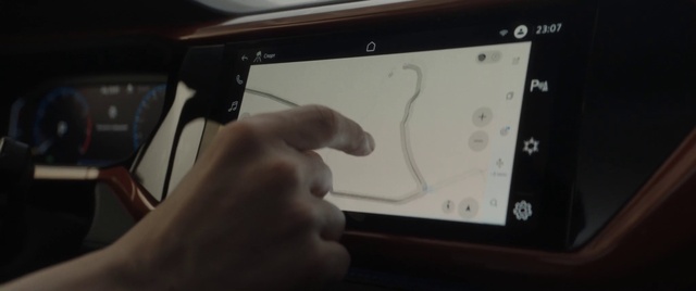Video Reference: Hand, Tablet computer, Netbook, Output device, Communication Device, Computer, Office equipment, Gesture, Input device, Finger